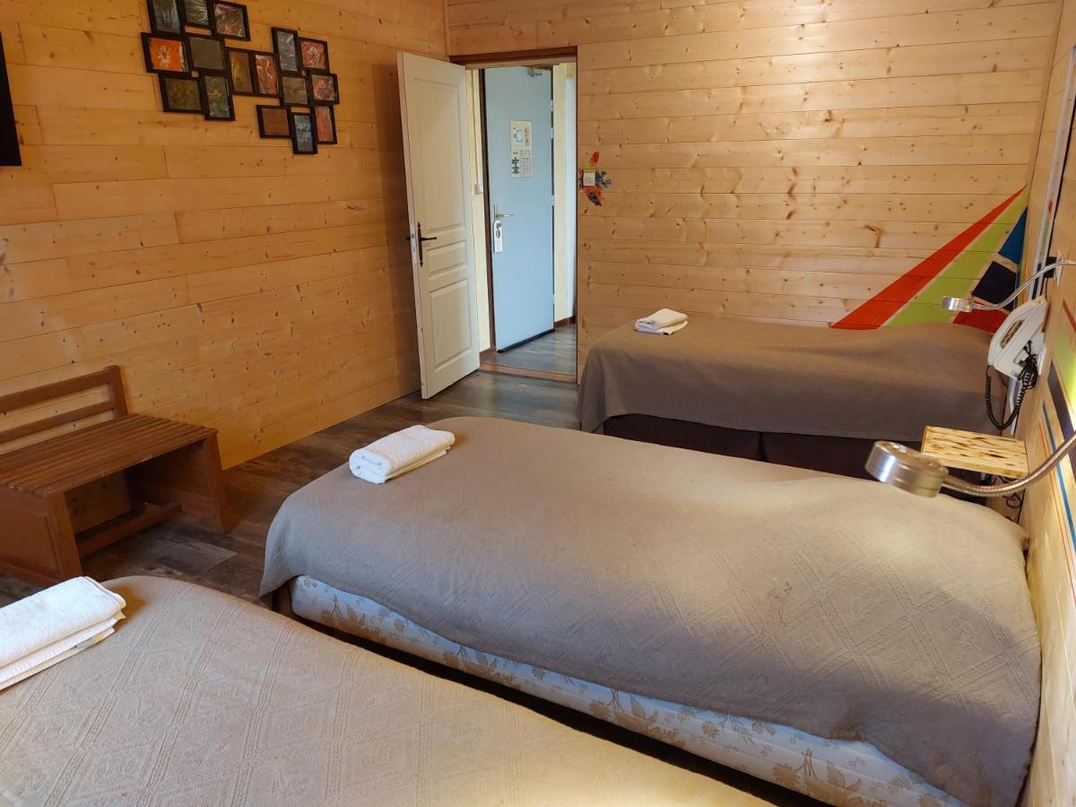 Le Magiot Hotell Montliot-et-Courcelles Eksteriør bilde