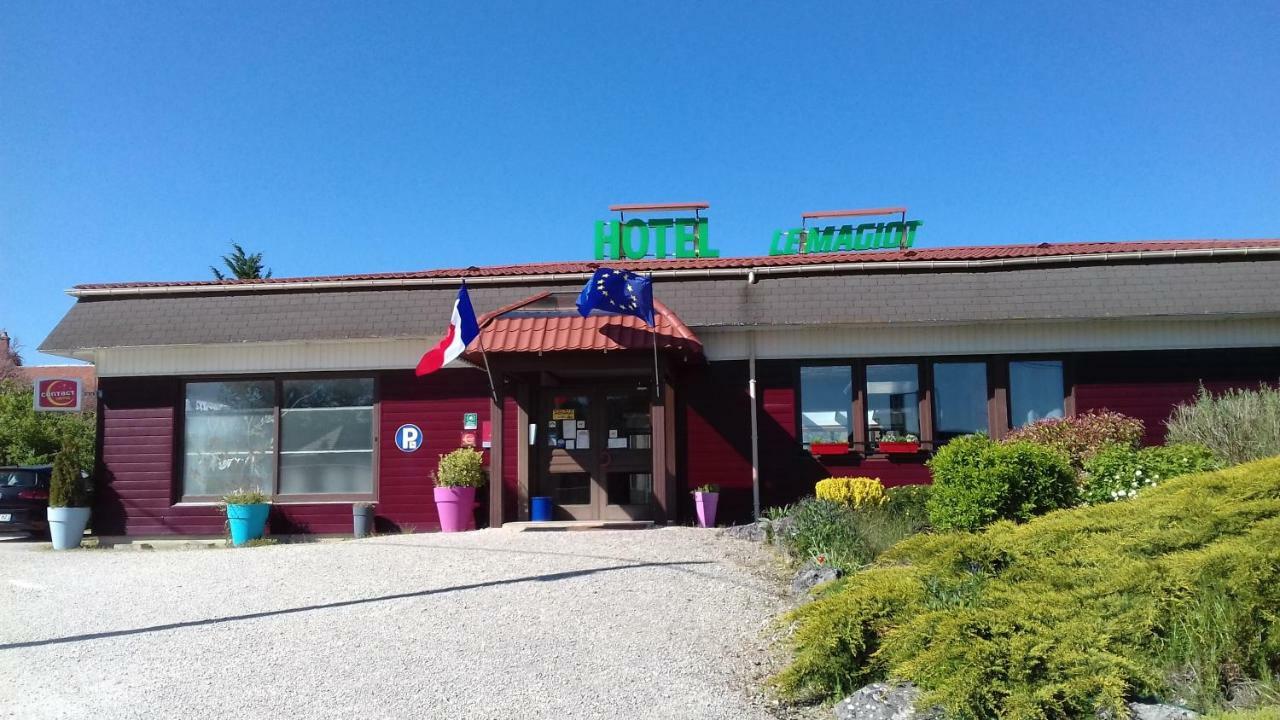 Le Magiot Hotell Montliot-et-Courcelles Eksteriør bilde